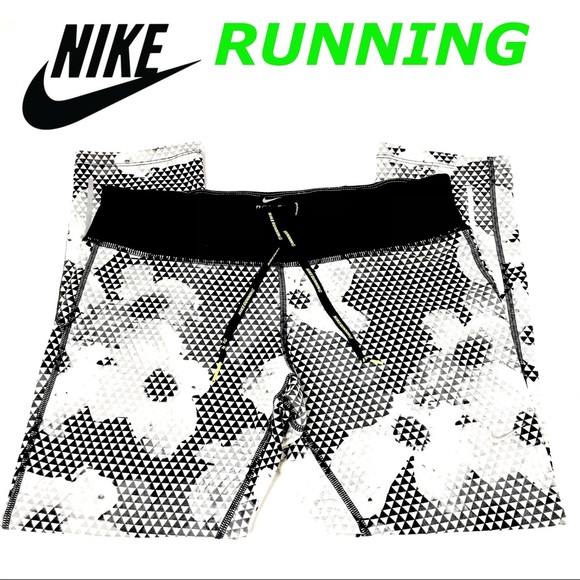 NIKE DRI FIT RUNNING BLACK & WHITE FLORAL LEGGINGS - Picture 1 of 9